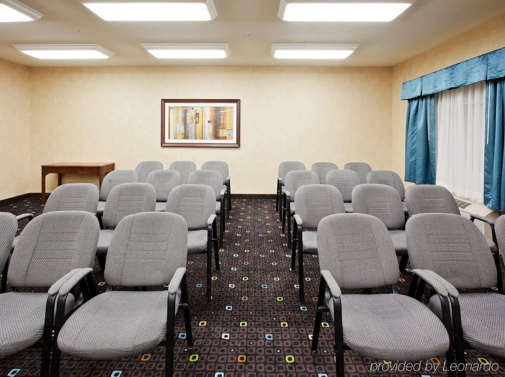 Holiday Inn Express Fallon By Ihg Exterior foto