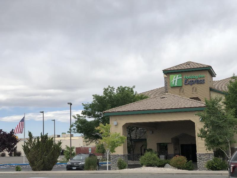 Holiday Inn Express Fallon By Ihg Exterior foto