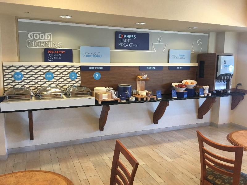 Holiday Inn Express Fallon By Ihg Exterior foto